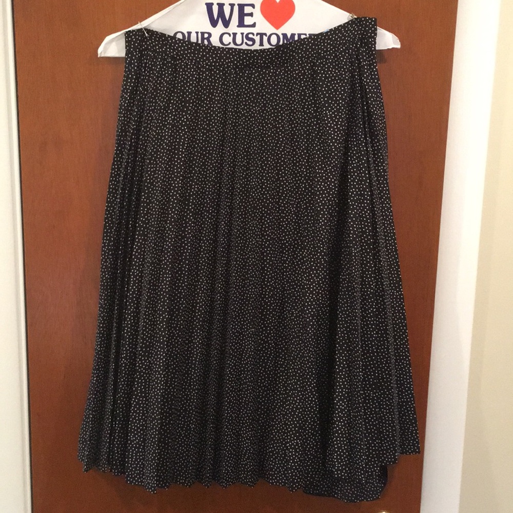 JCREW Pleated Midi Skirt in Mini Dot - Picture 2 of 3